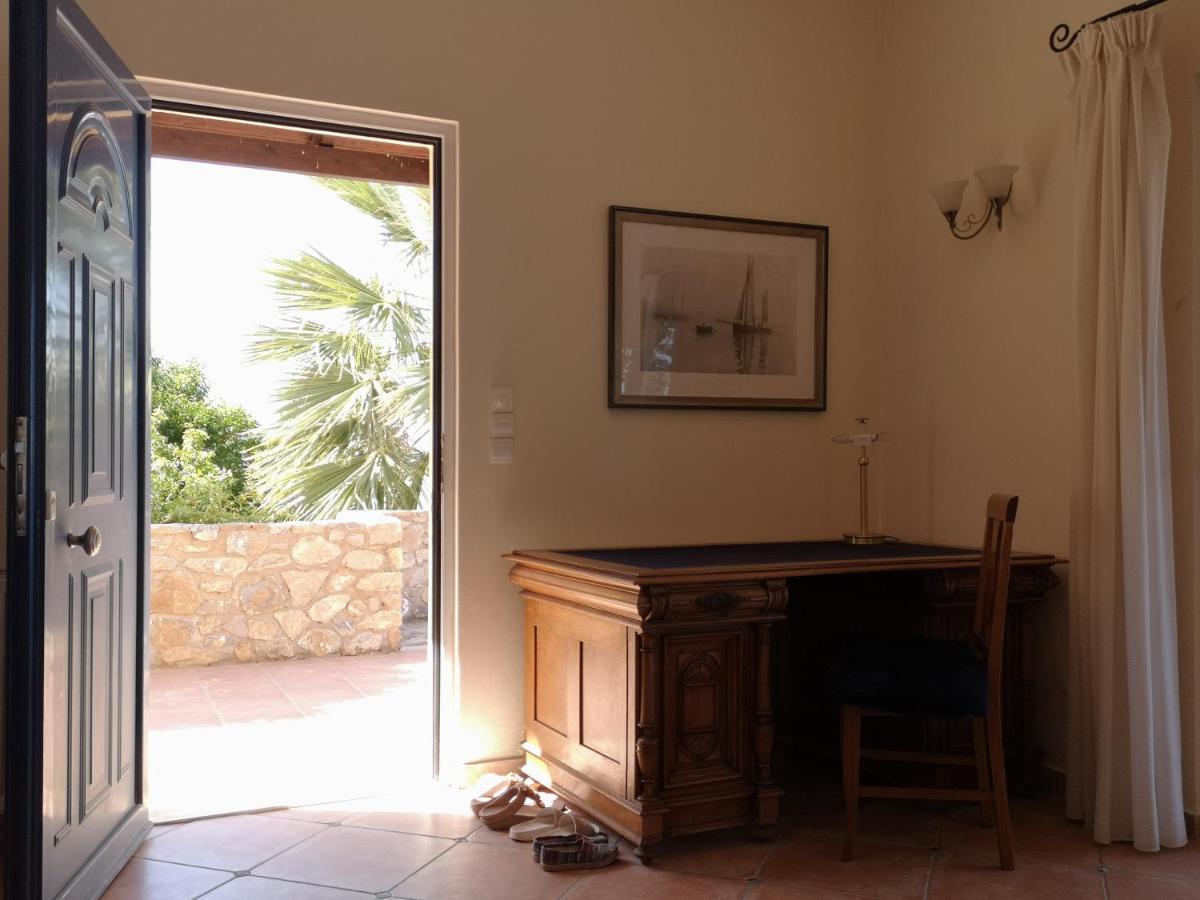 Villa Lir Tholos  ภายนอก รูปภาพ